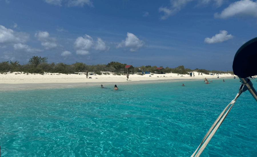 Route by boat to Klein Bonaire